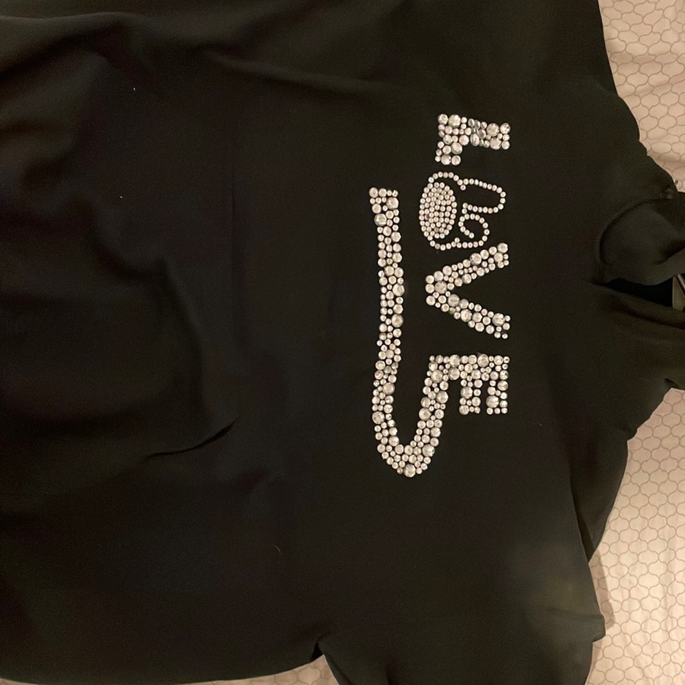 GILDAN My Melody Black Bedazzled XL Sweatshirt